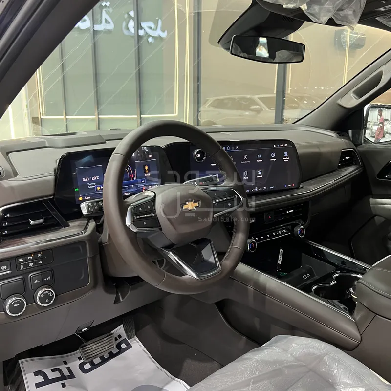 2025 Chevrolet Tahoe LS