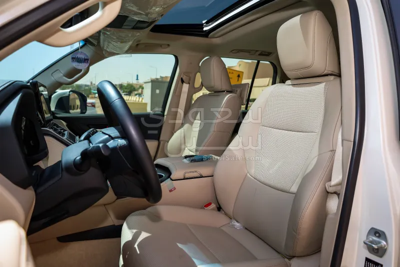 2024 Toyota Land Cruiser GXR