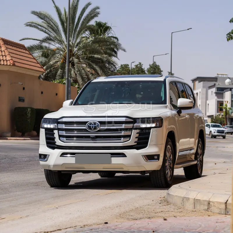 2024 Toyota Land Cruiser GXR