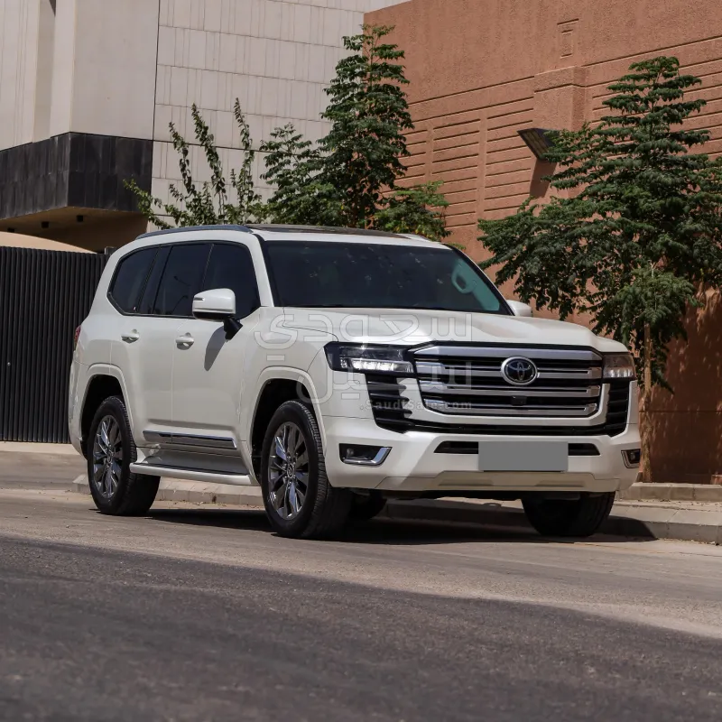 2024 Toyota Land Cruiser GXR