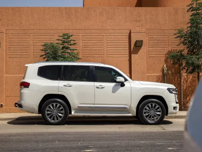 2024 Toyota Land Cruiser GXR