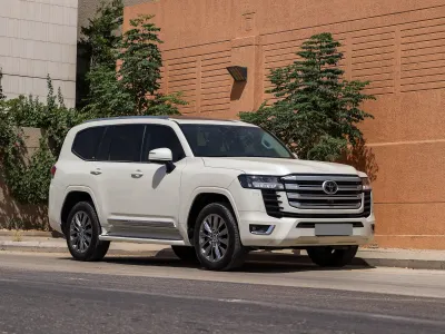 2024 Toyota Land Cruiser GXR