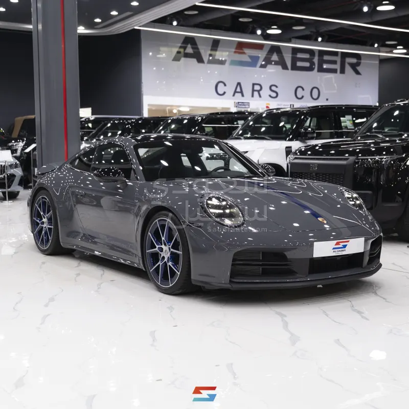 2025 بورش 911 كاريرا