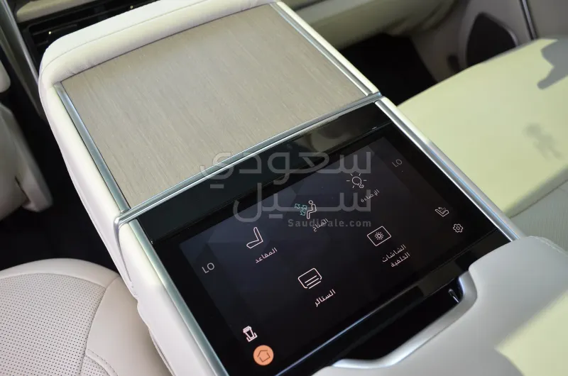 2022 لاند روفر رينج روفر اوتوبيوغرافي فرست اديشن