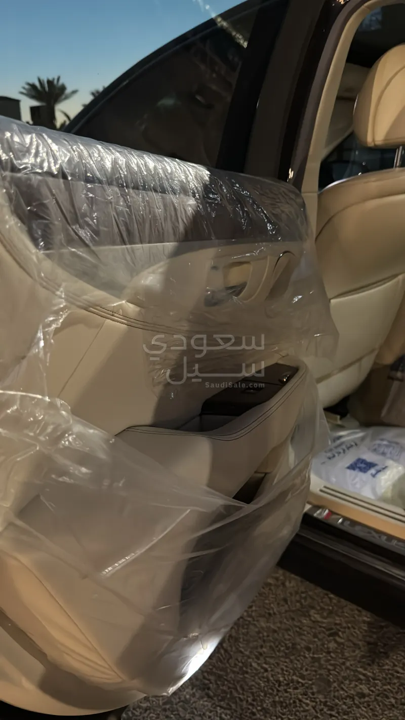 2016 Lexus LS 460