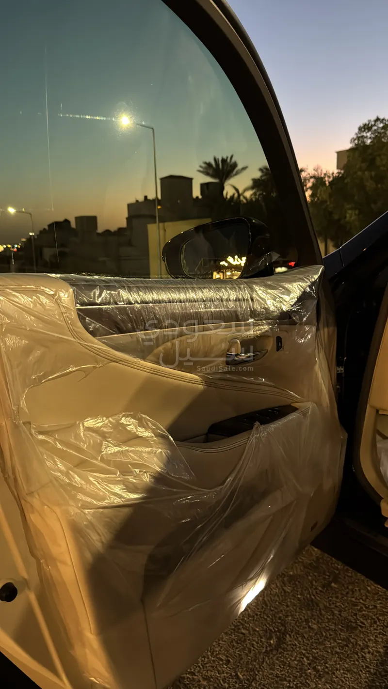 2016 Lexus LS 460