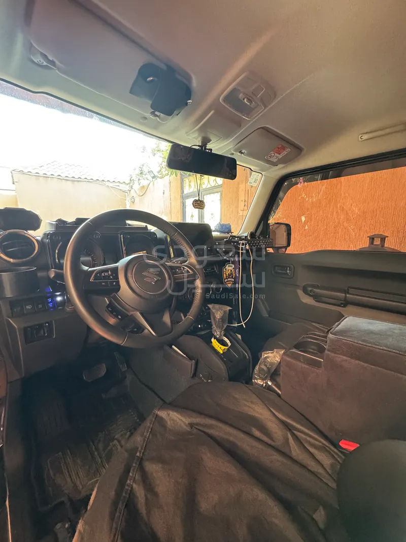 2025 Suzuki Jimny