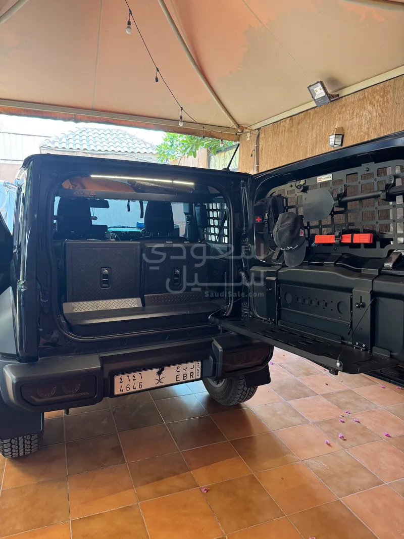 2025 Suzuki Jimny