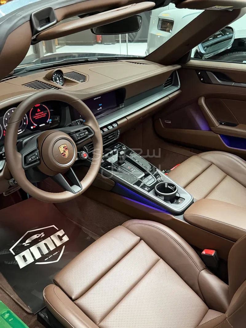 2026 بورش 911 كاريرا كابريوليه