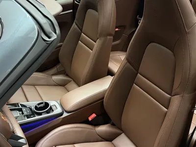 2026 بورش 911 كاريرا كابريوليه