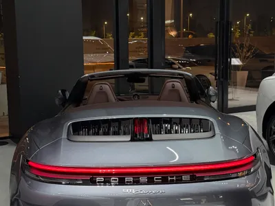 2026 بورش 911 كاريرا كابريوليه