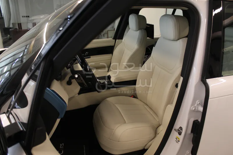 2026 Land Rover Range Rover HSE