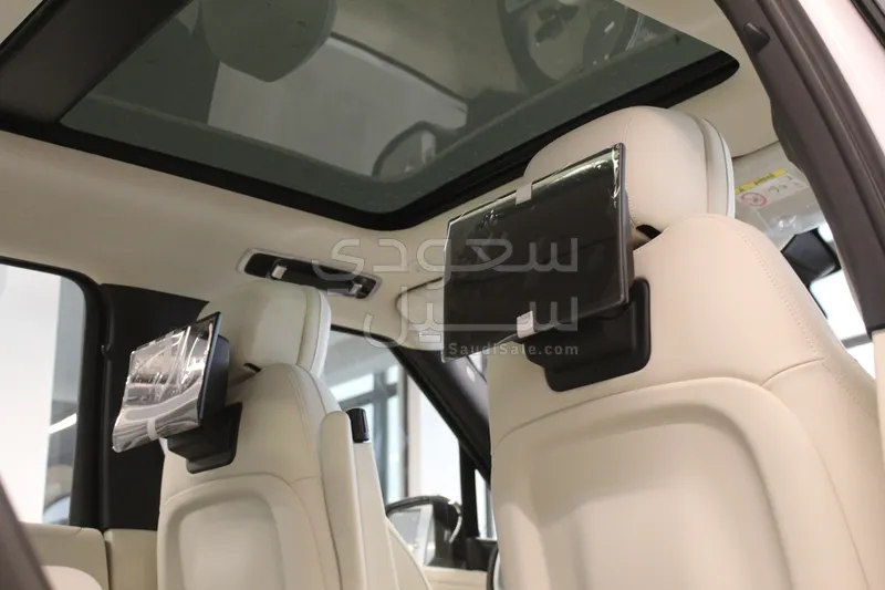 2026 Land Rover Range Rover HSE