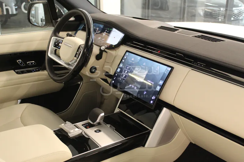 2026 Land Rover Range Rover HSE