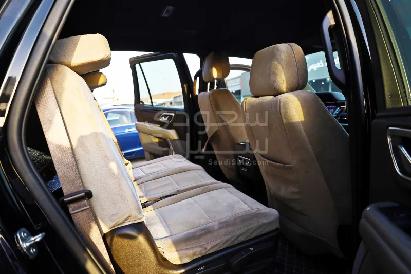 2021 GMC Yukon SLE