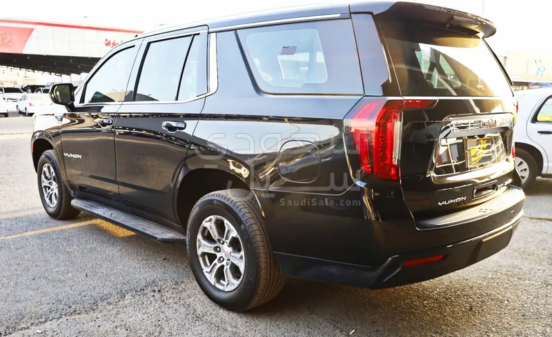 2021 GMC Yukon SLE