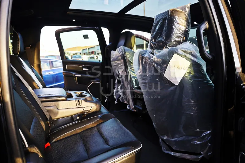 2025 Dodge Ram Laramie