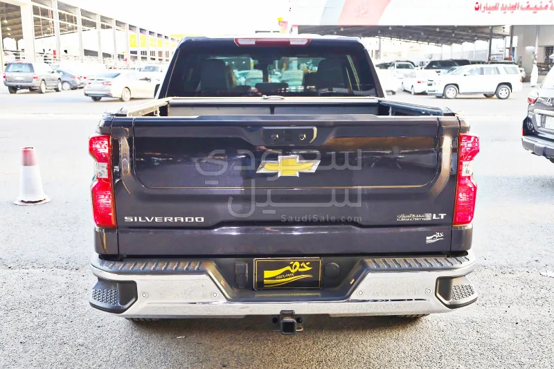 2024 Chevrolet Silverado LT