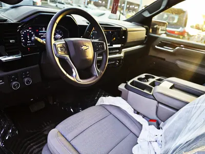 2024 Chevrolet Silverado LT