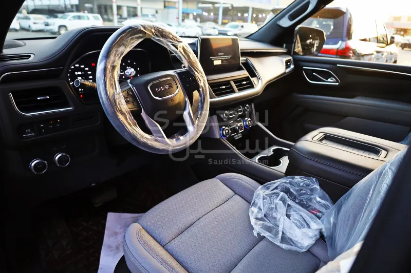2023 GMC Yukon SLE