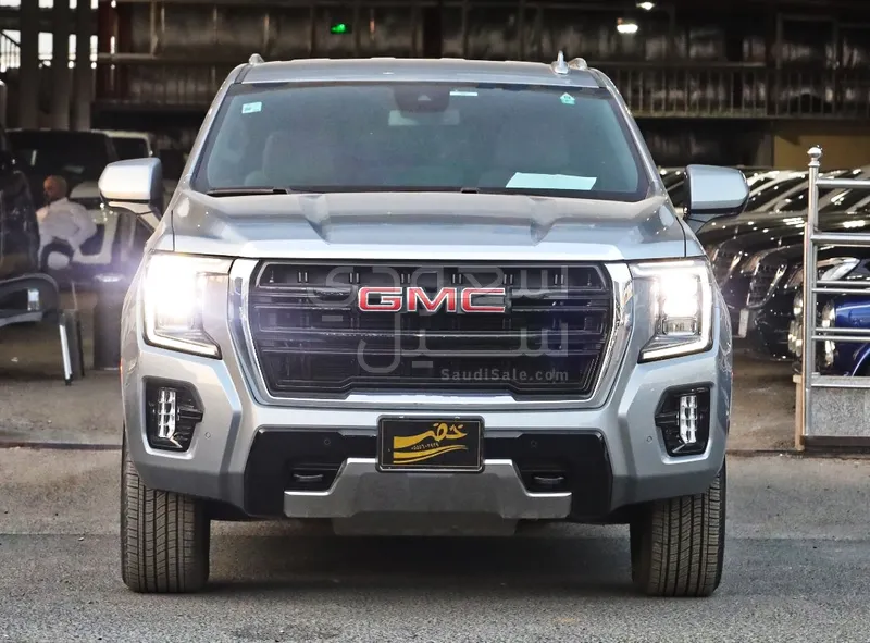 2023 GMC Yukon SLE