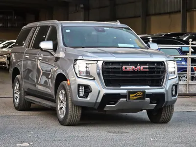 2023 GMC Yukon SLE
