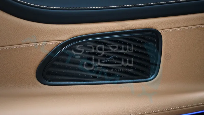 2026 مرسيدس - بنز سي إل إي 200
