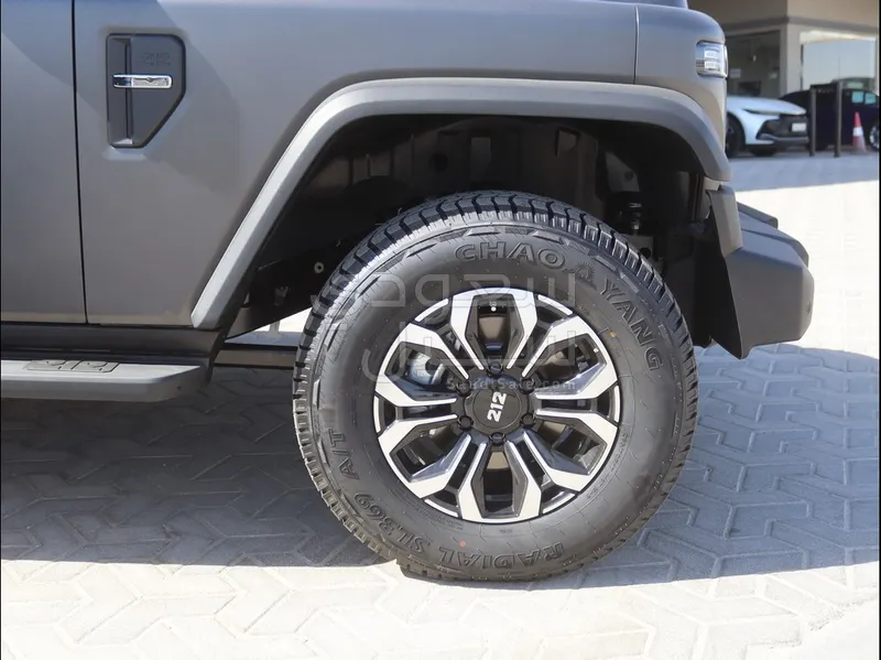 2027 باو 212 T01
