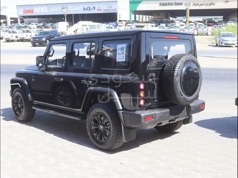 2027 باو 212 T01