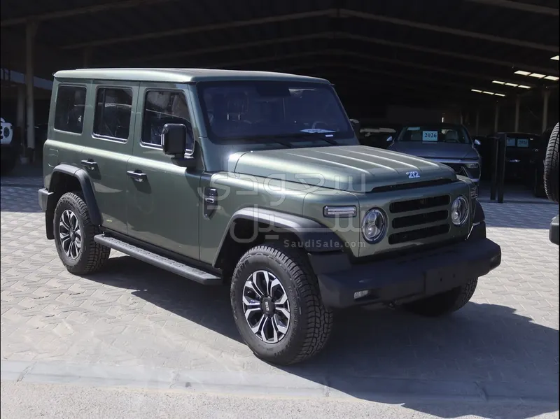 2027 باو 212 T01