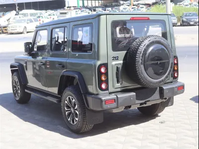 2027 باو 212 T01