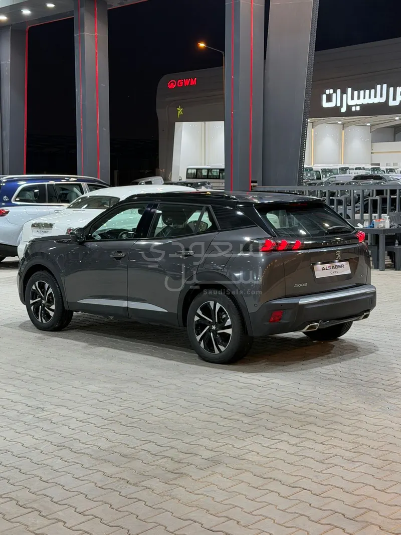 2023 بيجو 2008