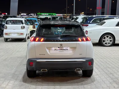 2023 بيجو 2008