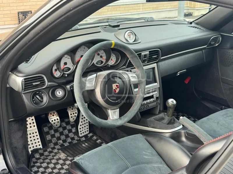 2007 بورش 911 كاريرا 4 اس