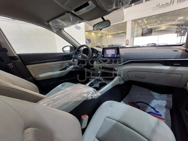 2025 Nissan Altima