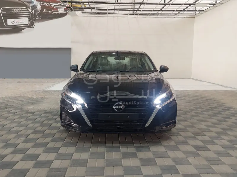 2025 Nissan Altima