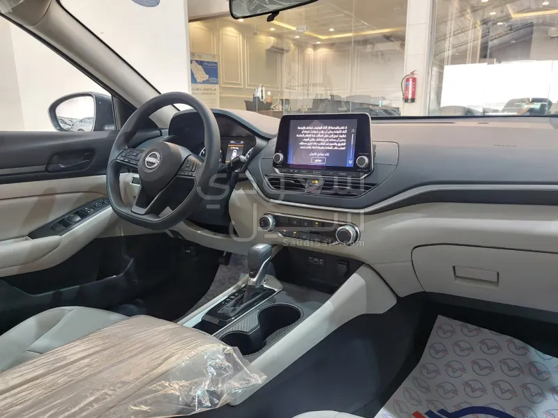 2025 Nissan Altima