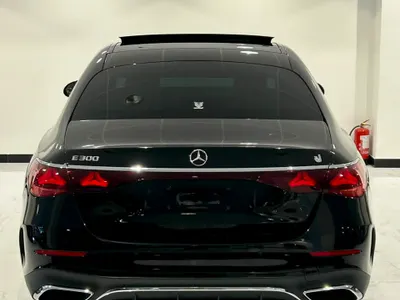 2025 Mercedes-Benz E 300