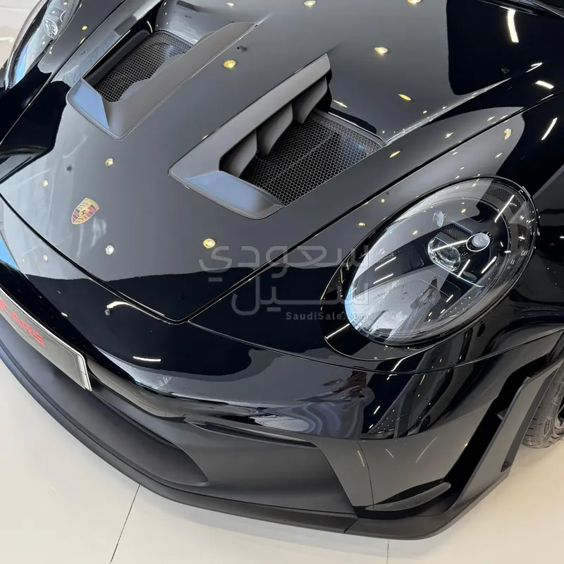 2025 Porsche 911 Carrera