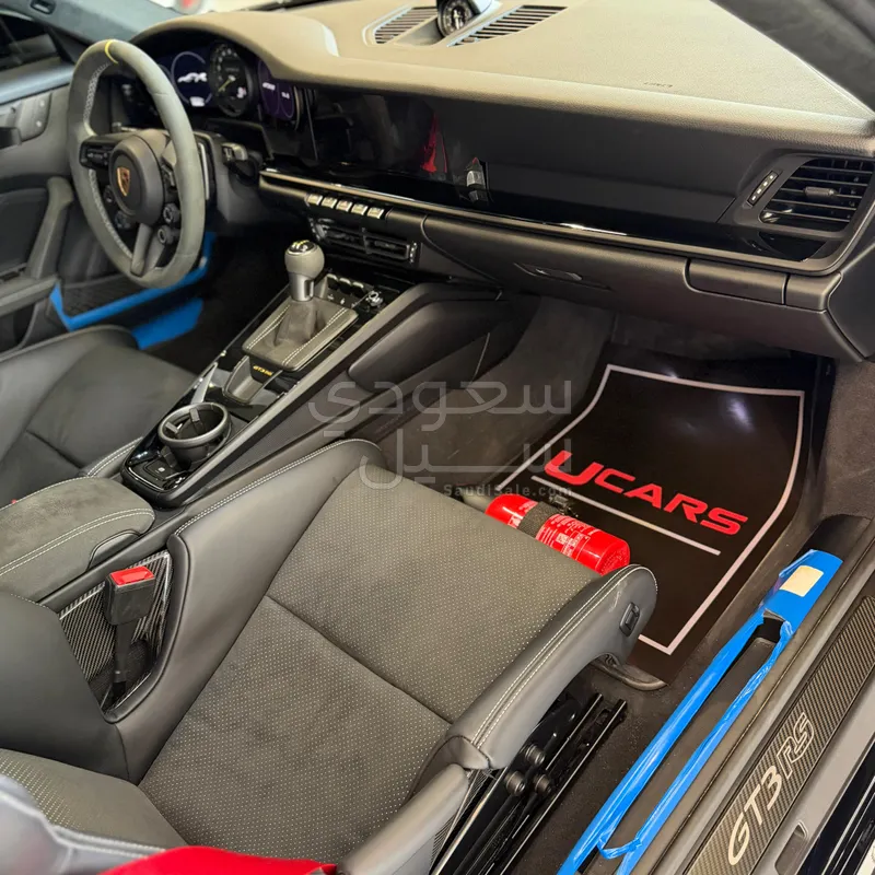 2025 Porsche 911 Carrera