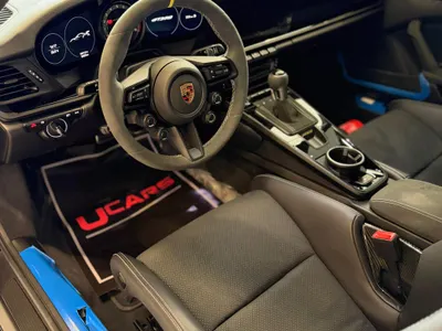 2025 Porsche 911 Carrera