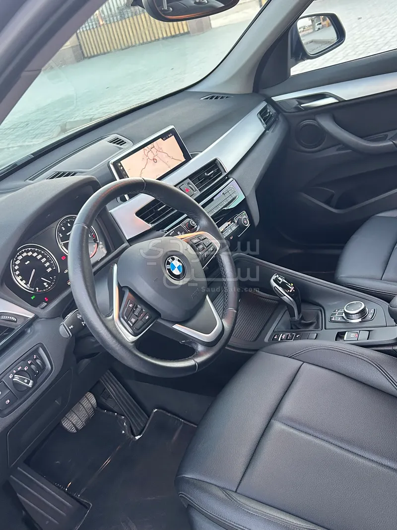 2021 BMW X Series 1