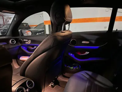 2023 مرسيدس - بنز جي إل سي 300