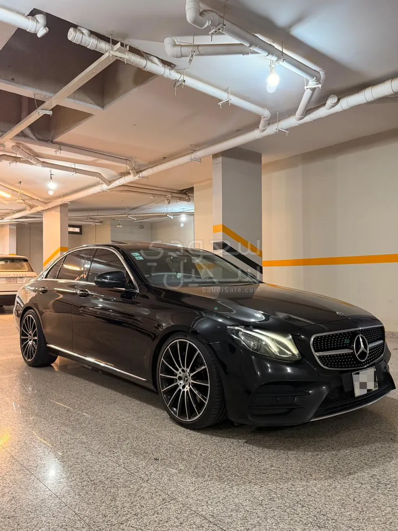 2019 Mercedes-Benz E 300