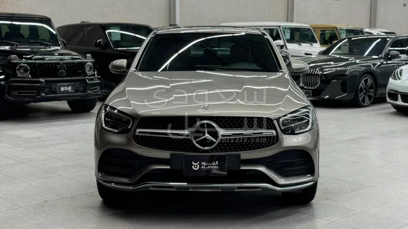 2020 مرسيدس - بنز جي إل سي 200