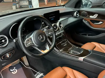 2020 مرسيدس - بنز جي إل سي 200