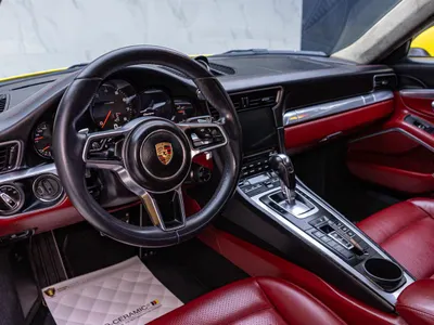 2017 بورش 911 كاريرا