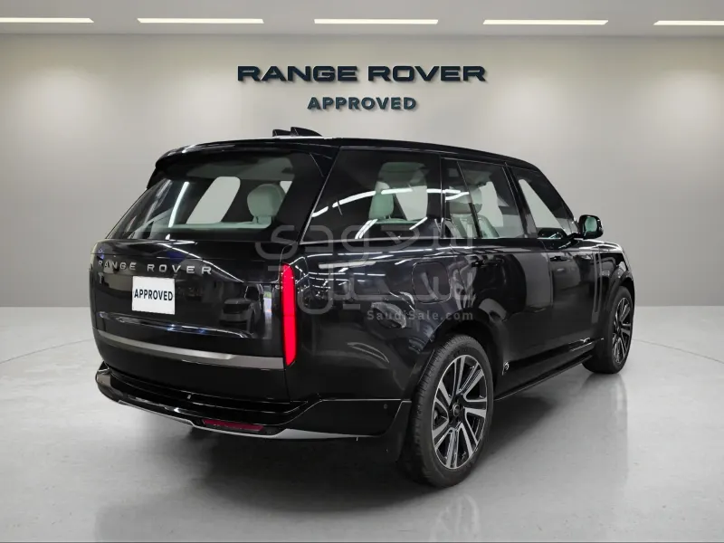 2025 Land Rover Range Rover Vogue SE