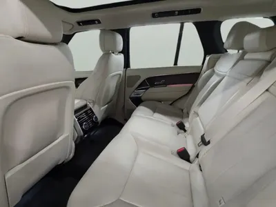 2025 Land Rover Range Rover Vogue SE