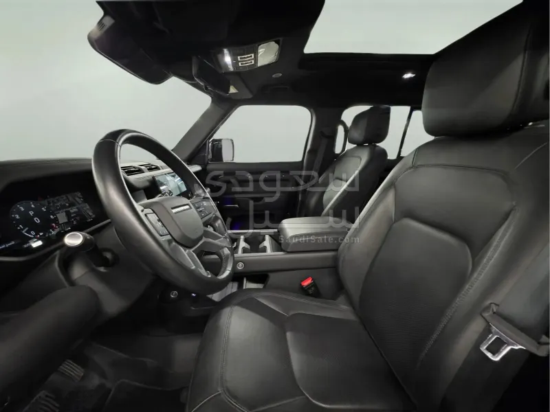 2025 Land Rover Defender 110 X dynamic